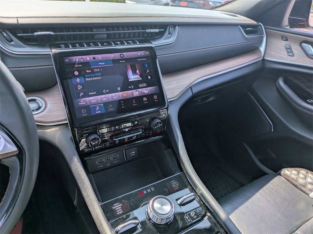 2022 Jeep Grand Cherokee Summit