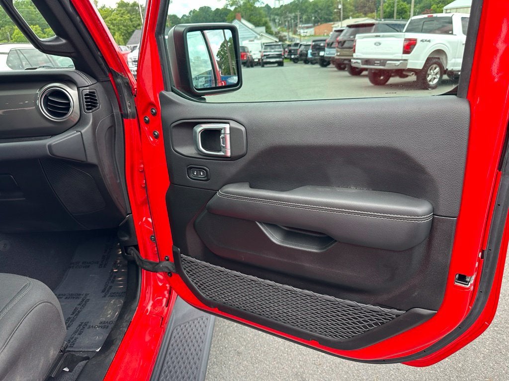 2023 Jeep Gladiator Overland