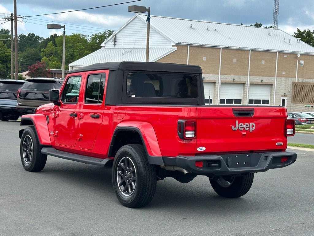 2023 Jeep Gladiator Overland