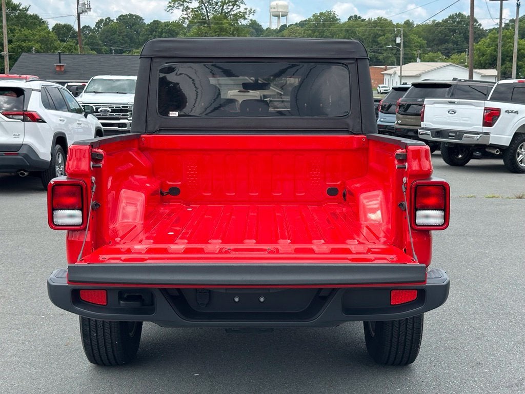 2023 Jeep Gladiator Overland