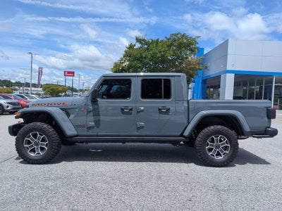 2025 Jeep Gladiator Mojave X