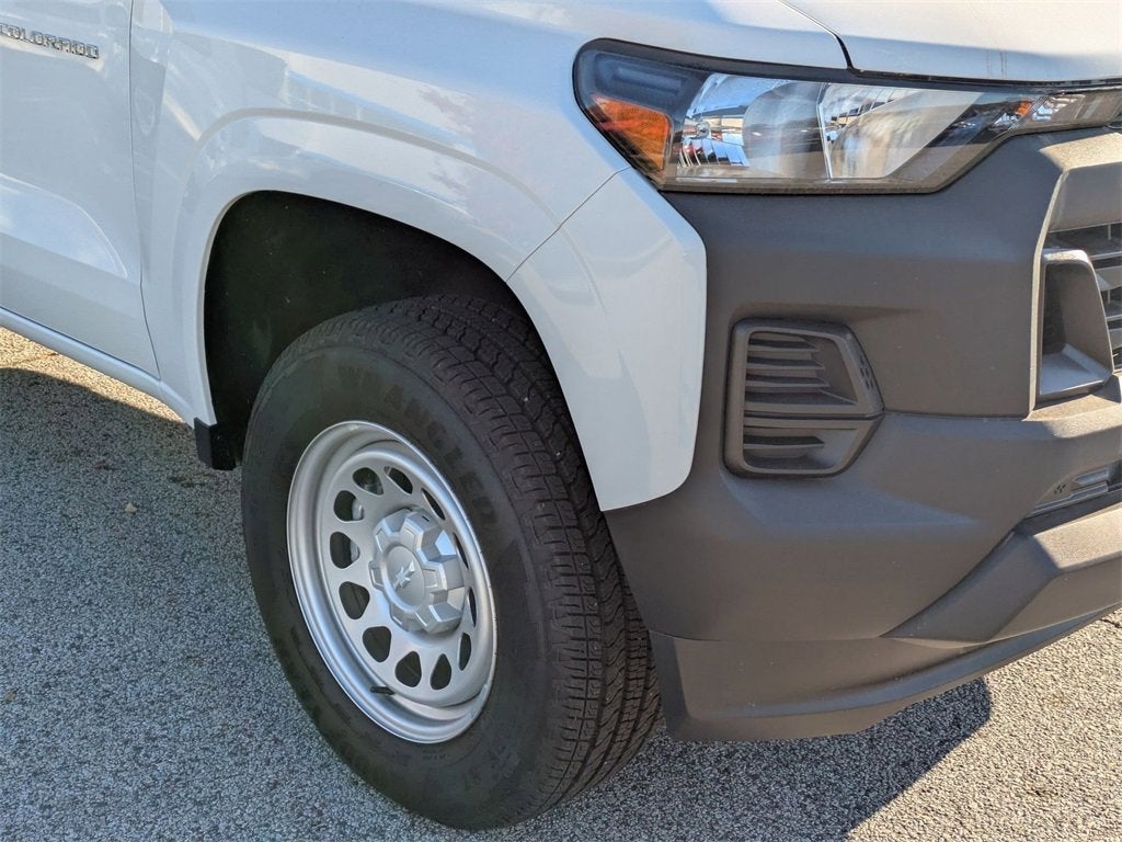 2025 Chevrolet Colorado WT/LT