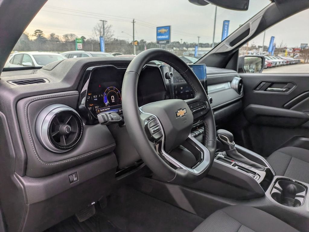 2024 Chevrolet Colorado LT