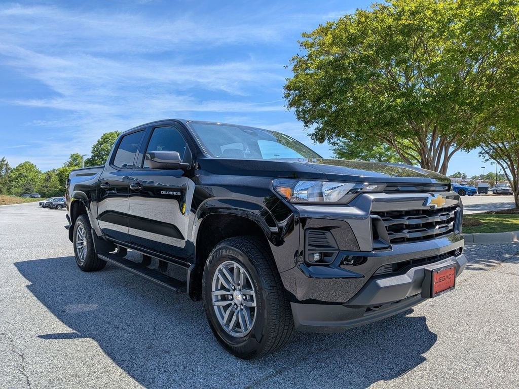 2024 Chevrolet Colorado LT