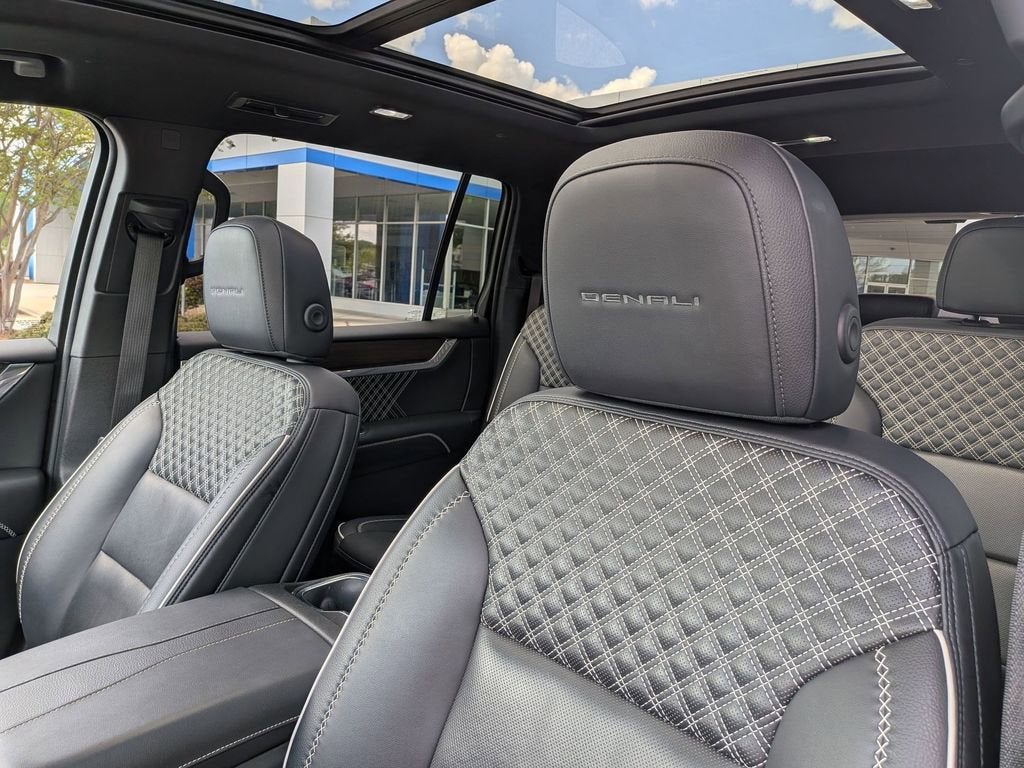 2024 GMC Acadia Denali