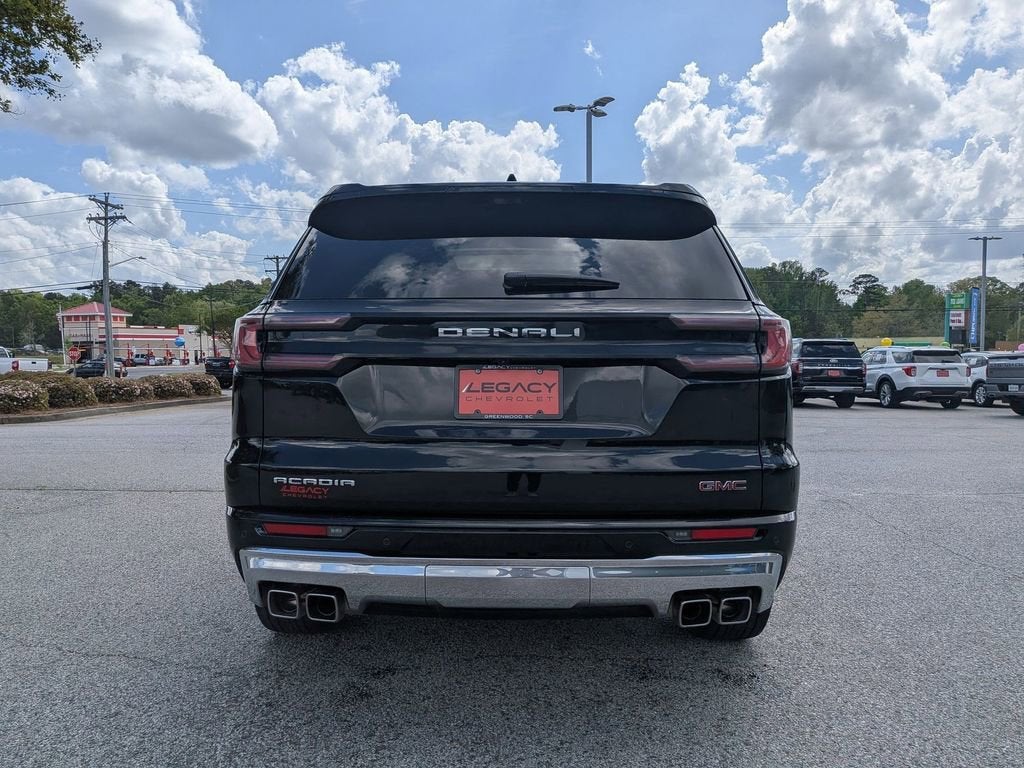 2024 GMC Acadia Denali