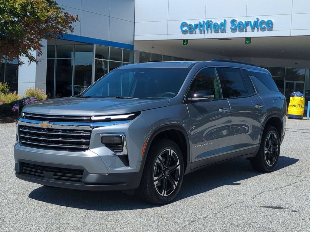 2027 Chevrolet Traverse LT