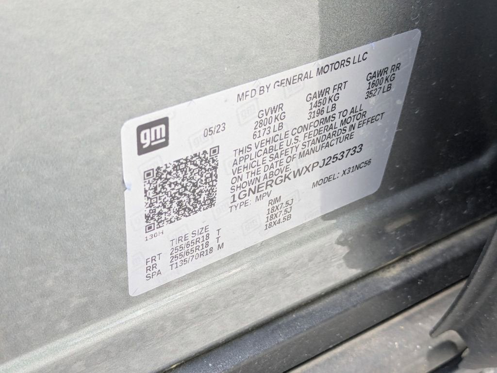 2023 Chevrolet Traverse LT Cloth