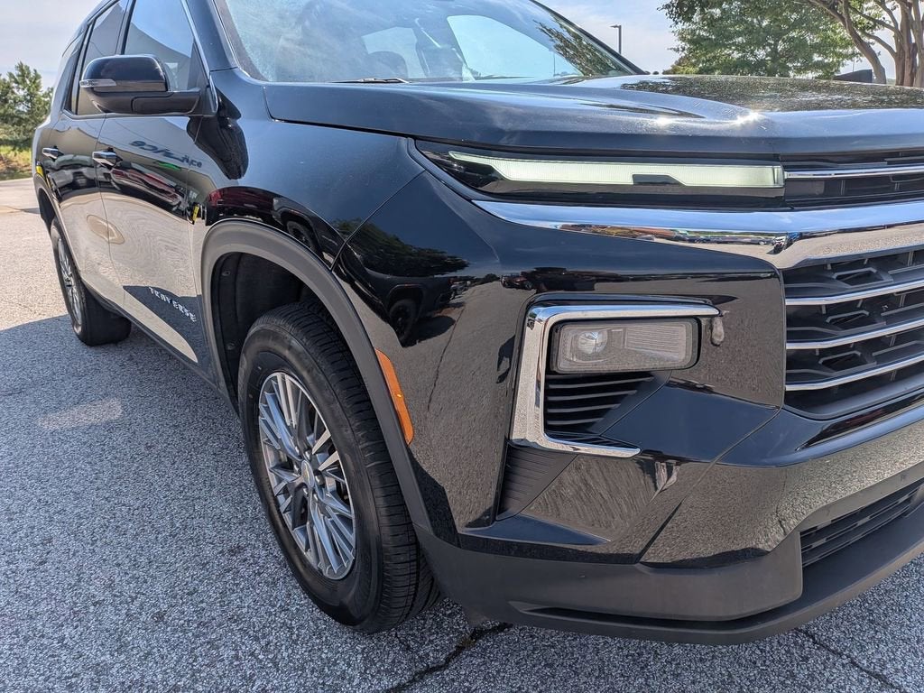 2024 Chevrolet Traverse LT