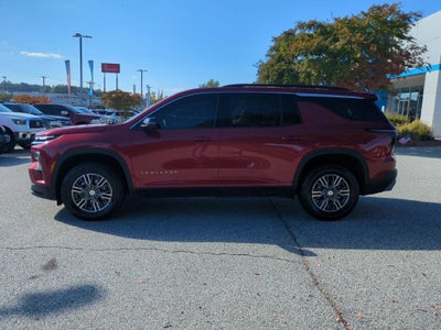 2025 Chevrolet Traverse LT