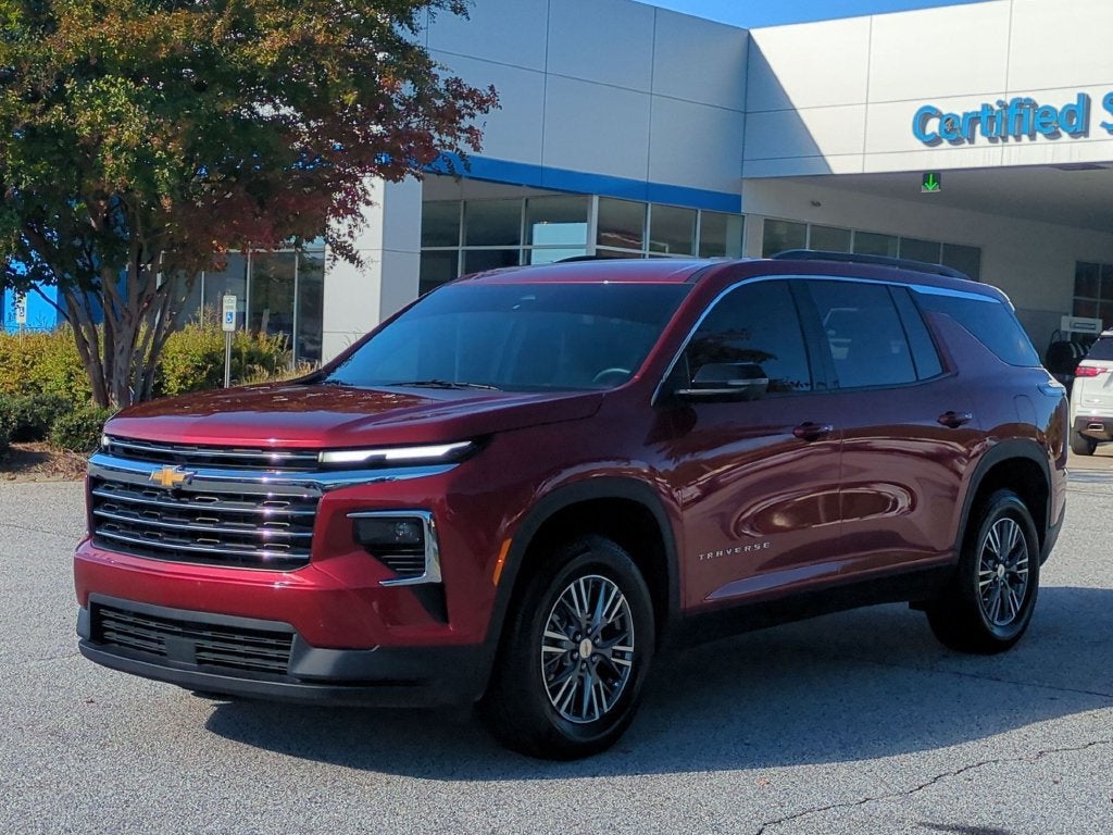 2025 Chevrolet Traverse LT