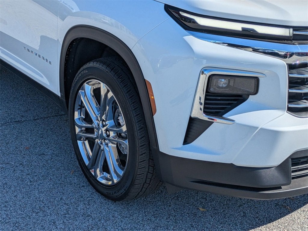 2025 Chevrolet Traverse LT