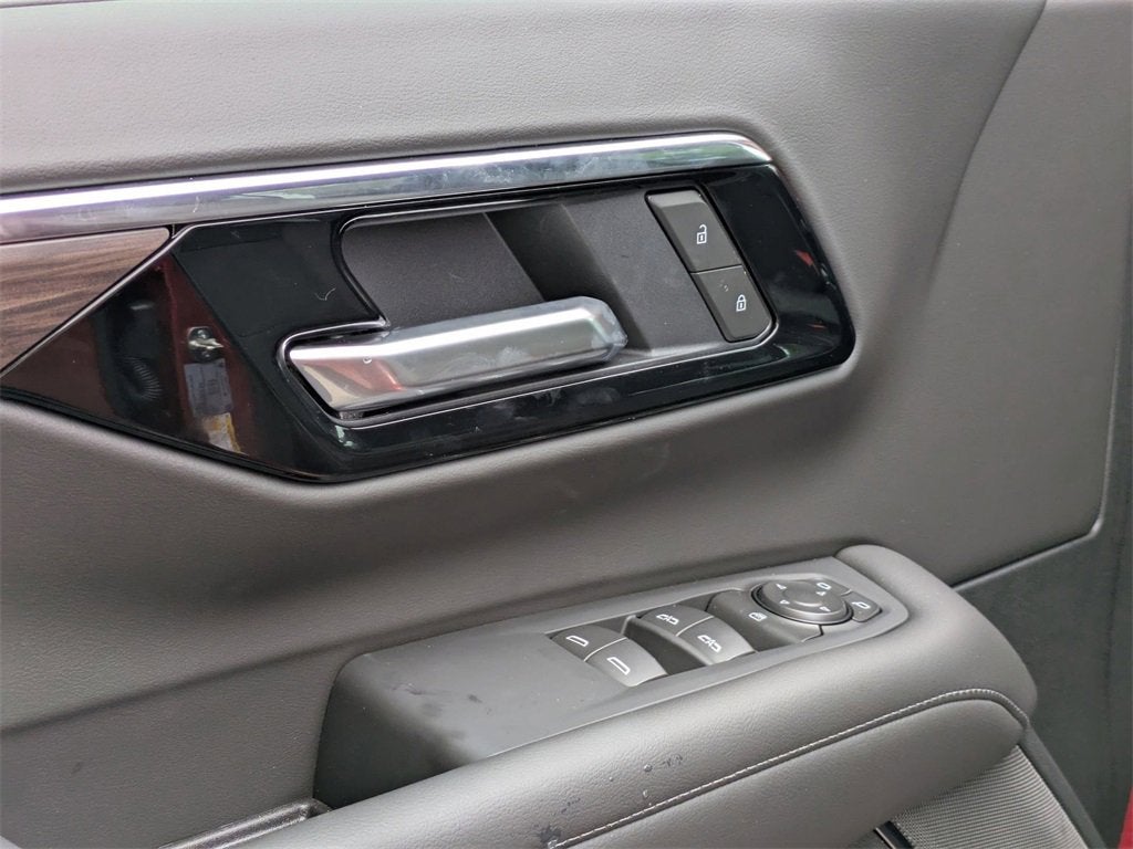 2025 Chevrolet Tahoe LS