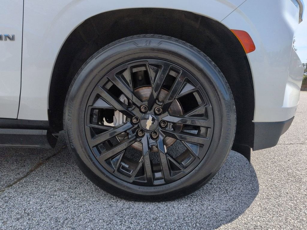 2023 Chevrolet Suburban High Country