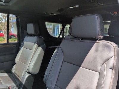 2023 Chevrolet Suburban High Country