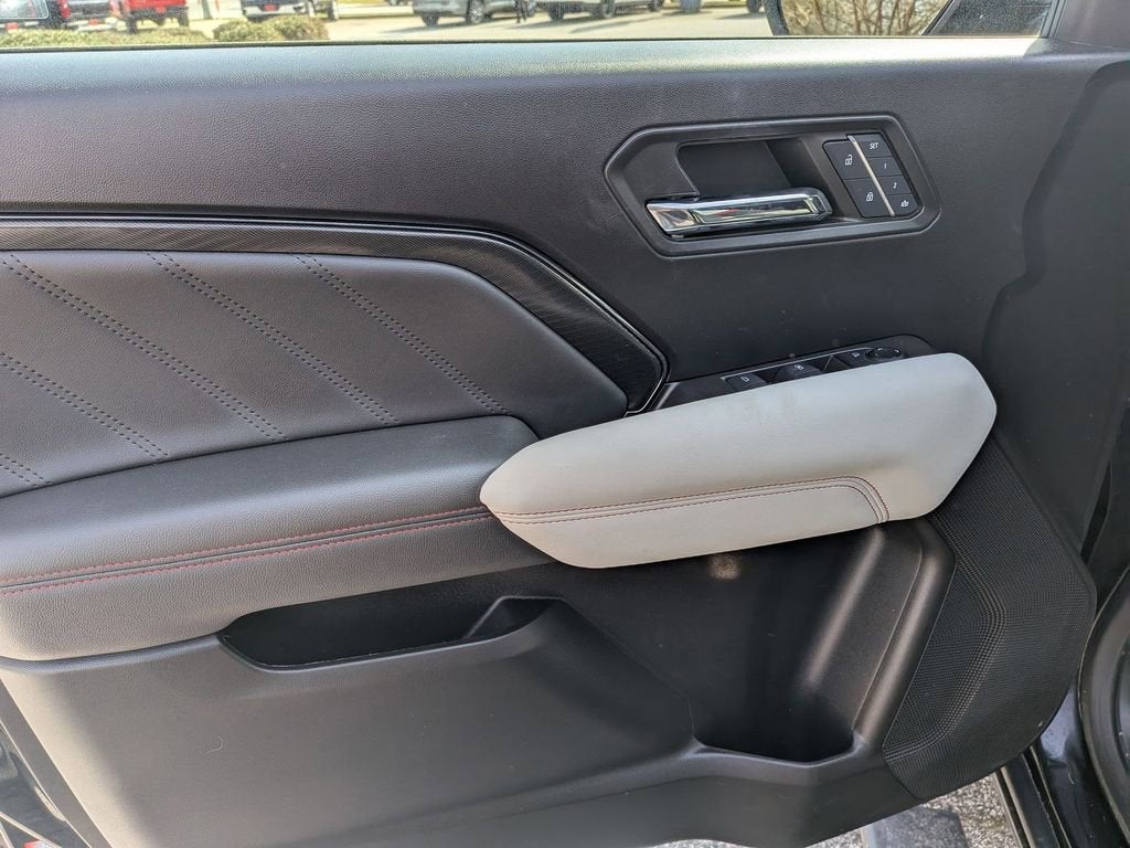 2024 GMC Canyon AT4X