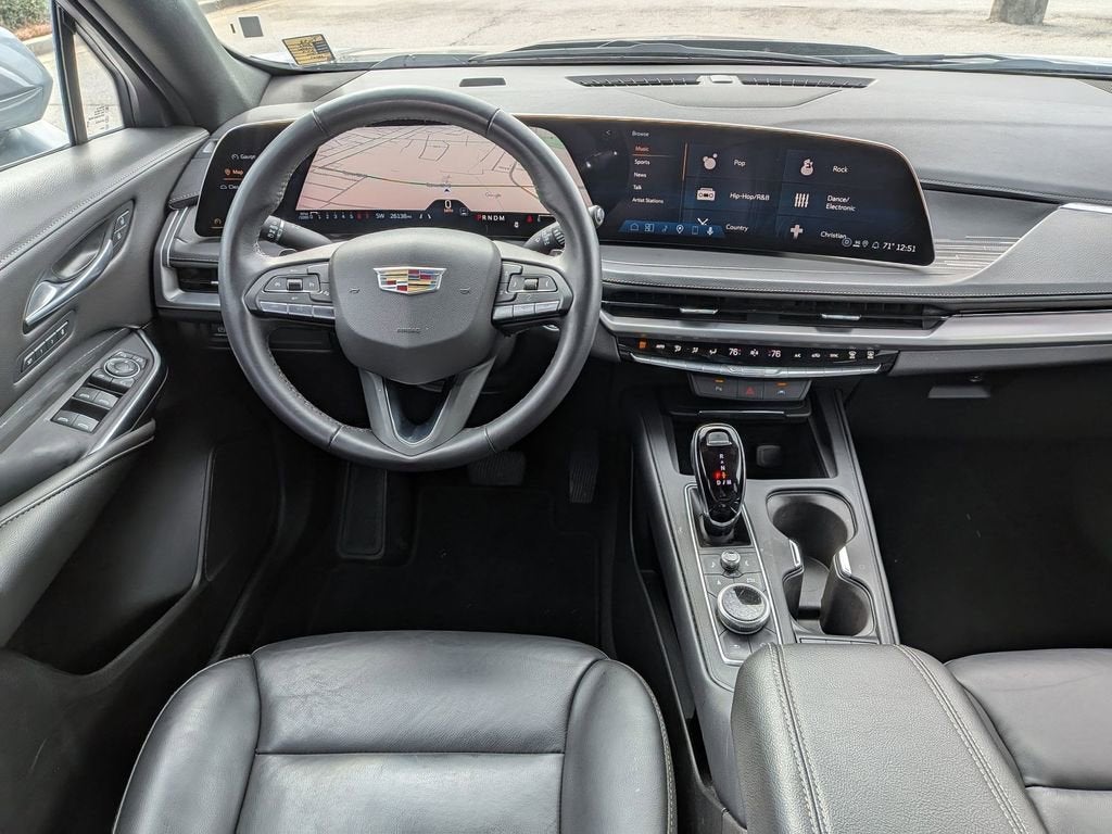 2025 Cadillac XT4 Premium Luxury