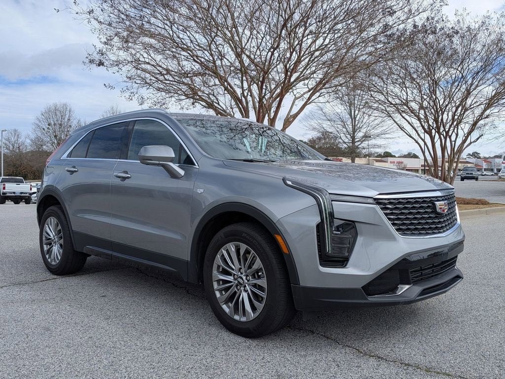 2025 Cadillac XT4 Premium Luxury