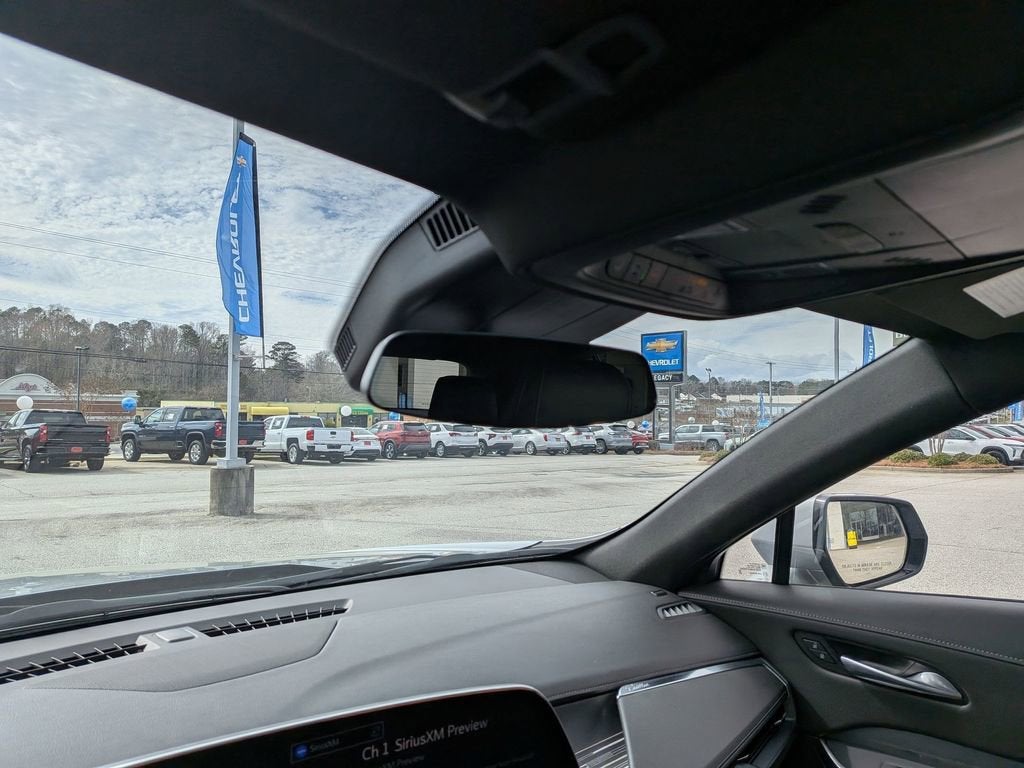 2025 Cadillac XT4 Premium Luxury