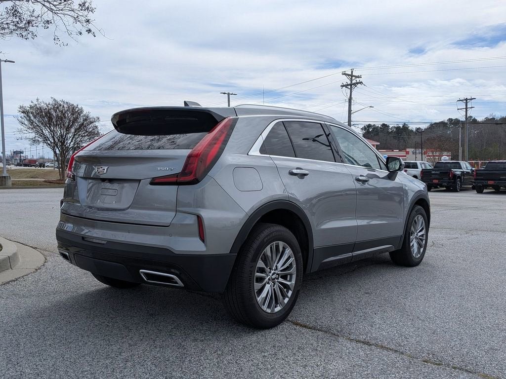 2025 Cadillac XT4 Premium Luxury