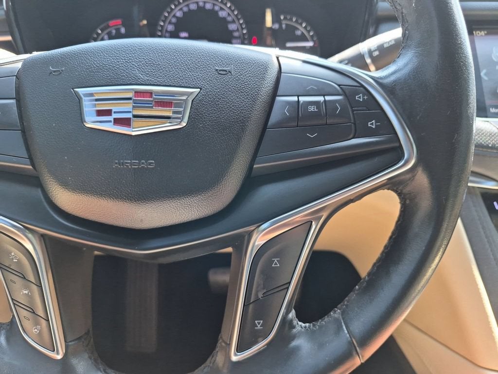 2019 Cadillac XT5 Luxury FWD
