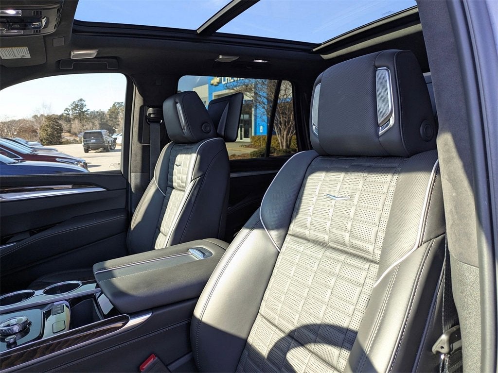 2025 Cadillac Escalade Sport Platinum