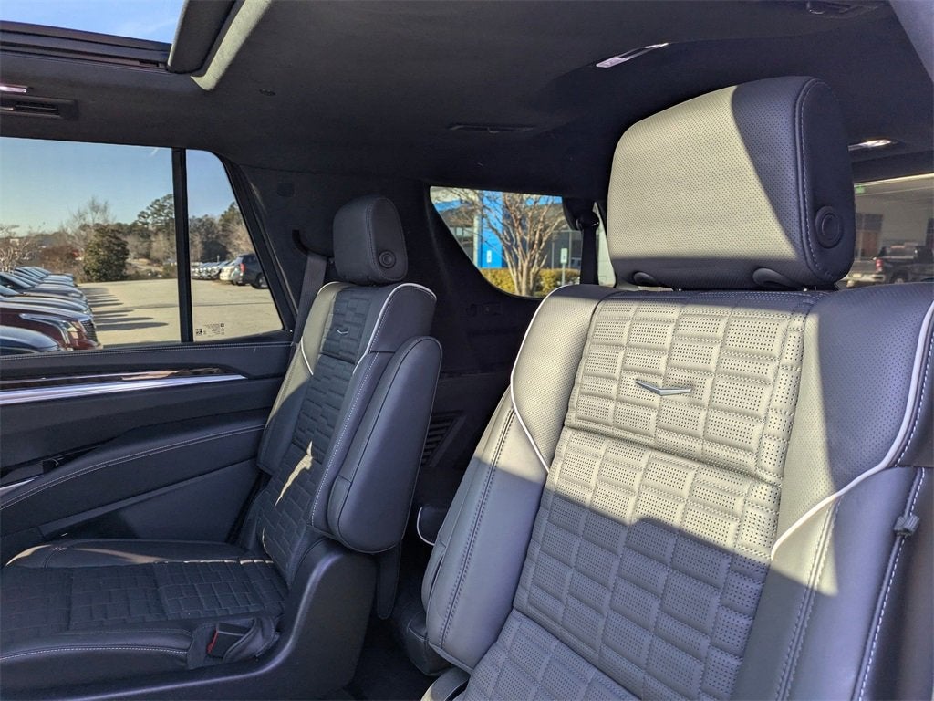 2025 Cadillac Escalade Sport Platinum