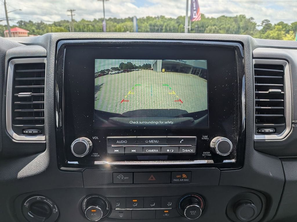 2024 Nissan Frontier SV