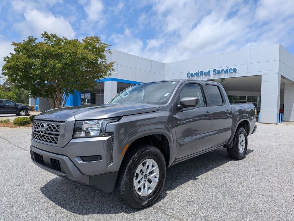 2024 Nissan Frontier SV