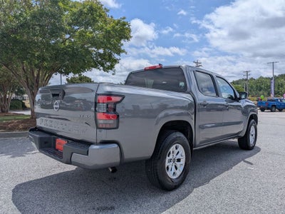 2024 Nissan Frontier SV