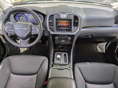 2023 Chrysler 300 Touring
