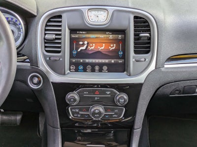 2023 Chrysler 300 Touring