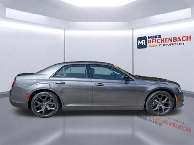 2023 Chrysler 300 Touring