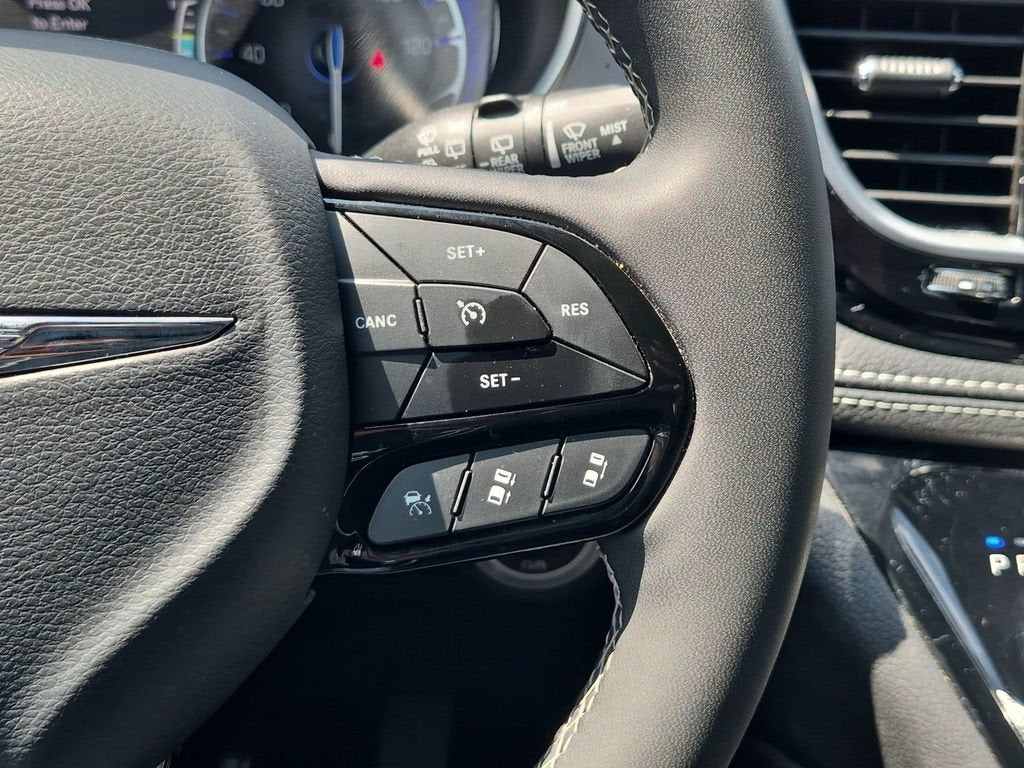 2025 Chrysler Pacifica Limited