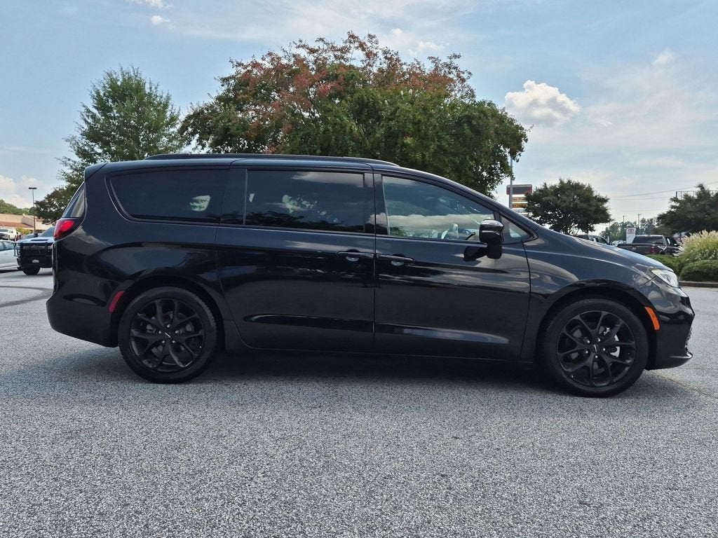 2025 Chrysler Pacifica Limited
