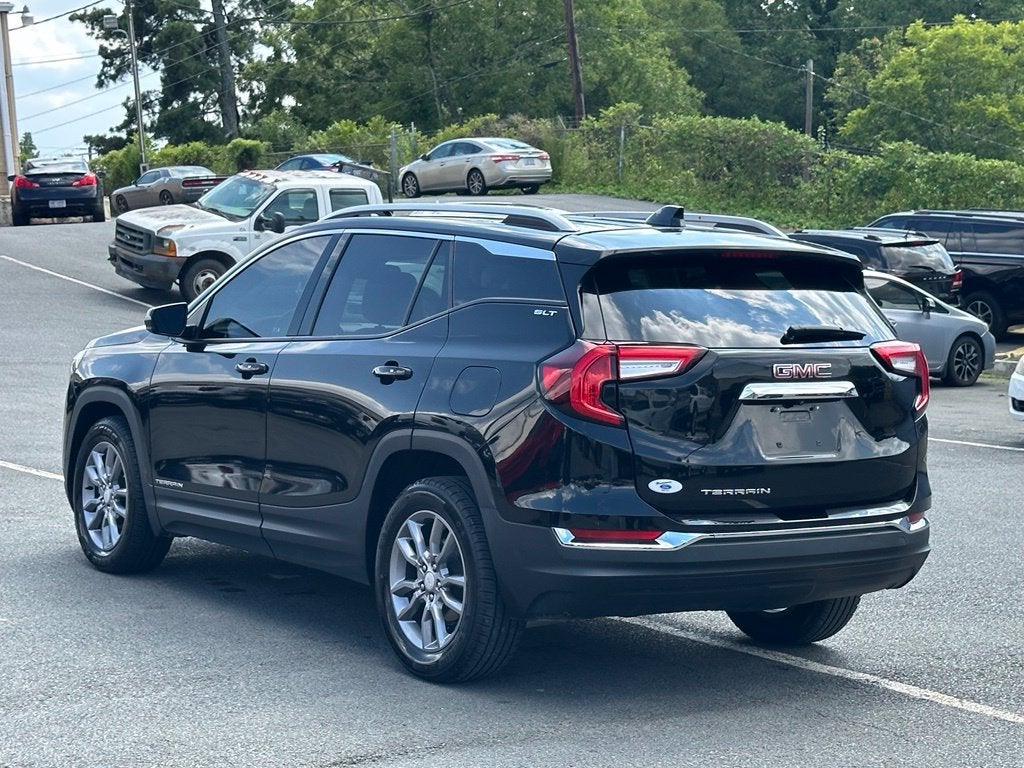 2024 GMC Terrain SLT