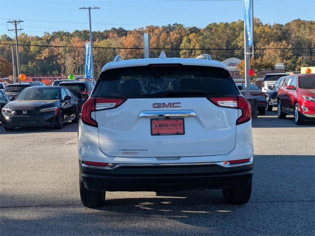 2023 GMC Terrain SLT