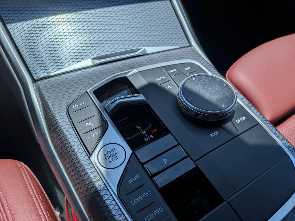 2025 BMW 3 Series 330i