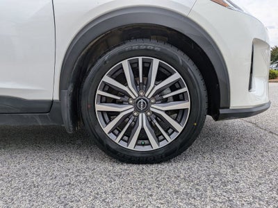 2022 Nissan Kicks SV