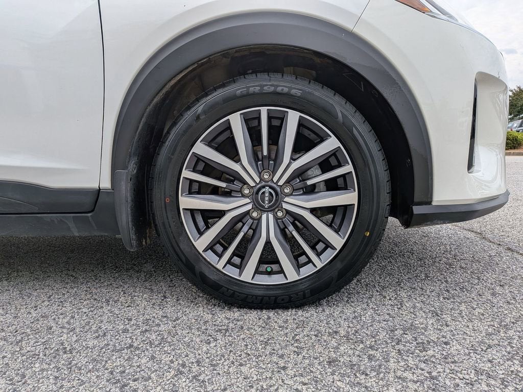 2022 Nissan Kicks SV