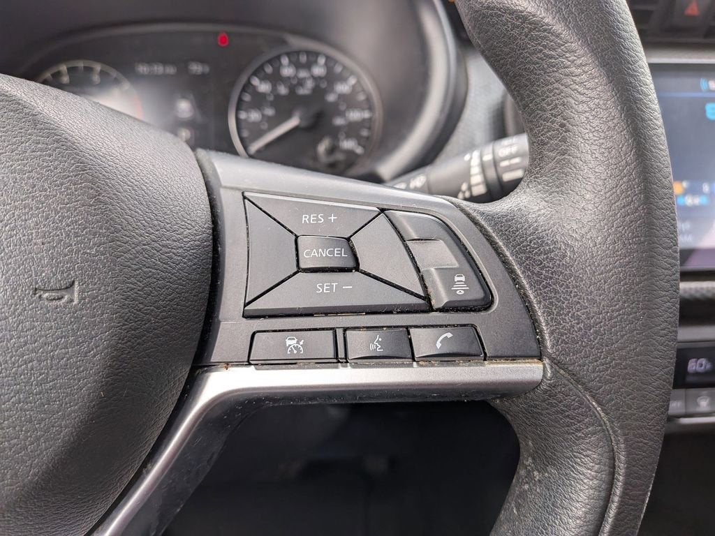 2022 Nissan Kicks SV
