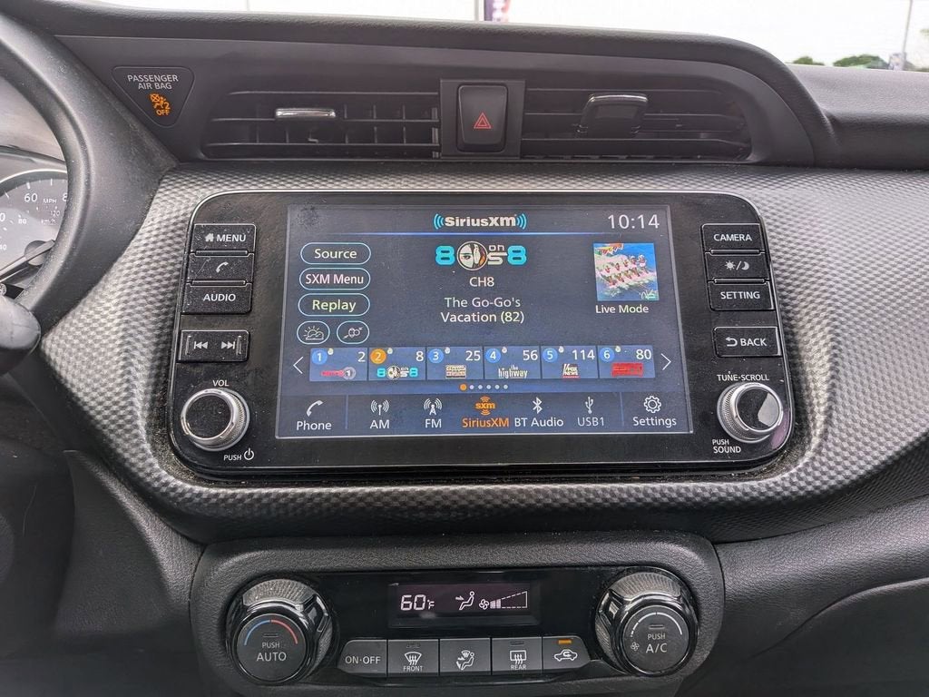 2022 Nissan Kicks SV