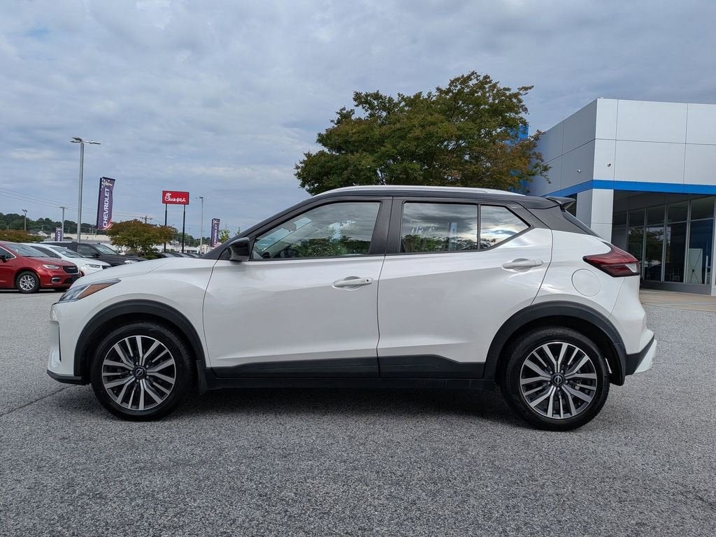 2022 Nissan Kicks SV
