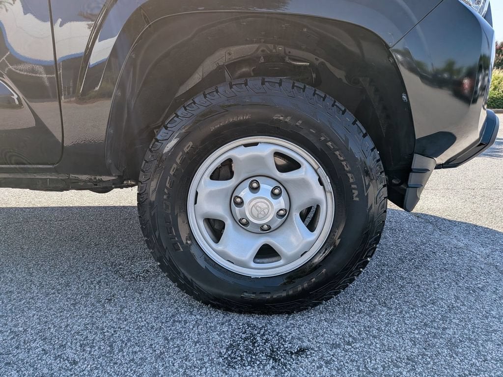 2023 Toyota Tacoma 2WD SR