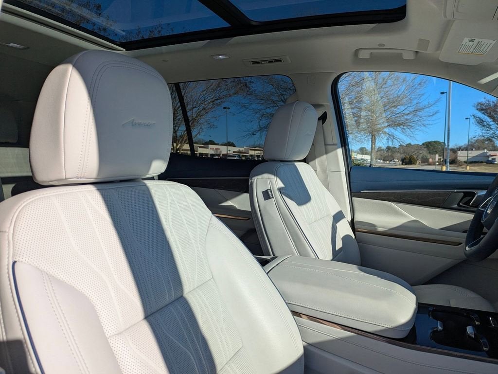 2025 Buick Enclave Avenir