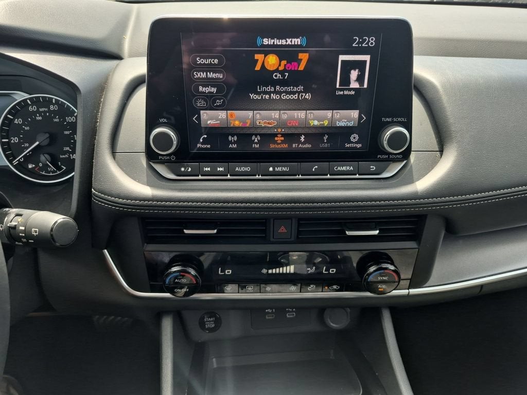 2025 Nissan Rogue SV