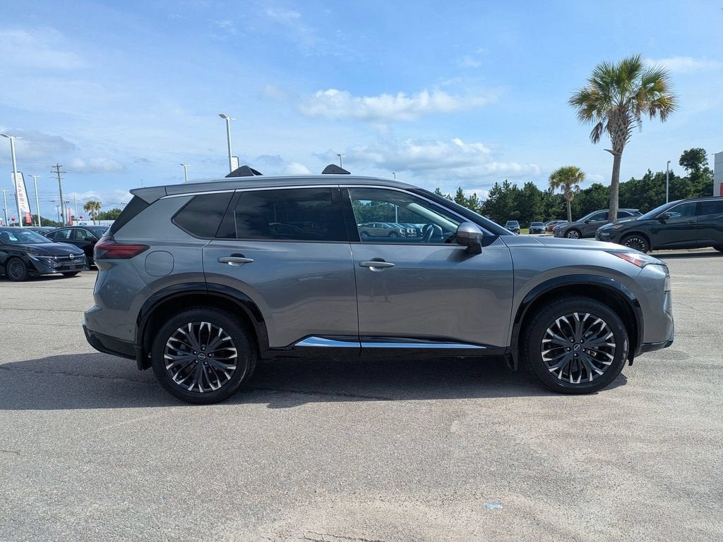 2025 Nissan Rogue Platinum