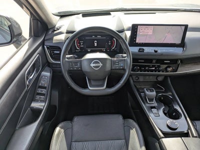 2025 Nissan Rogue Platinum