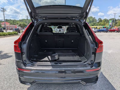 2025 Volvo XC60 Plug-In Hybrid Ultra Black Edition