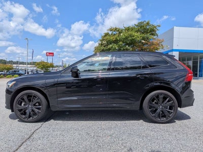 2025 Volvo XC60 Plug-In Hybrid Ultra Black Edition